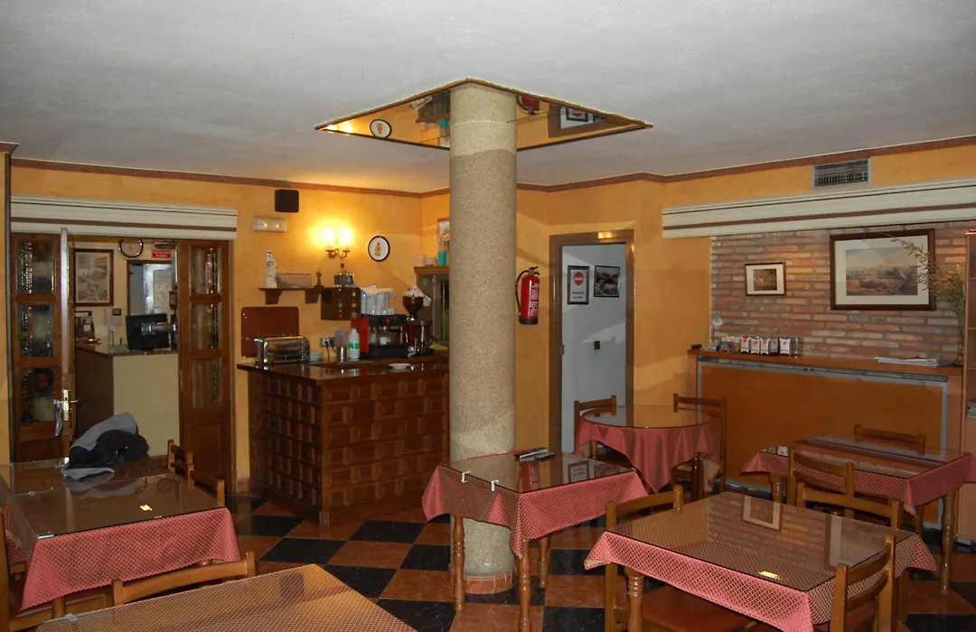 Hostal Don Jaime I y II-1