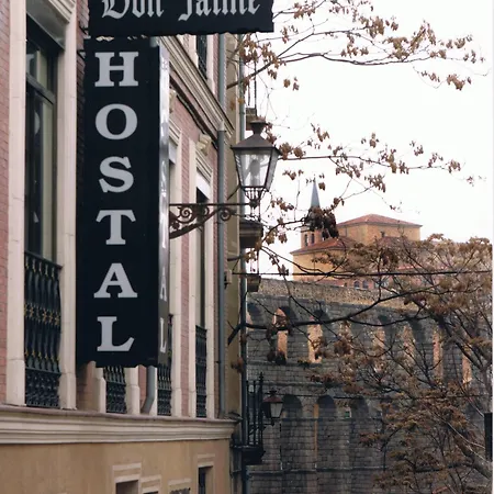 Hostal Don Jaime I y II-3